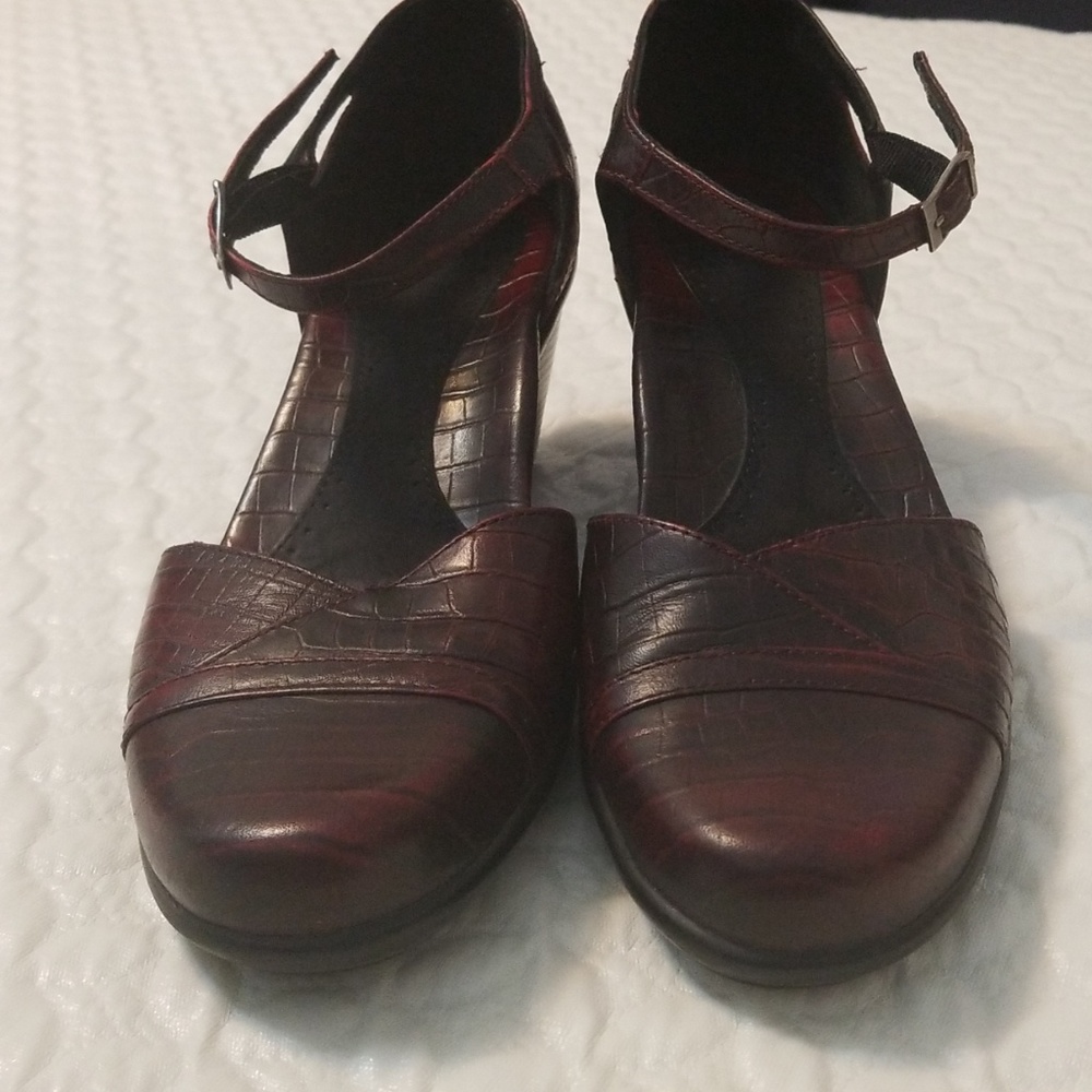 Dansko red heeled clogs